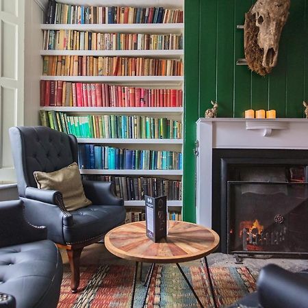 ليتل والشنغهام The Black Lion Hotel المظهر الخارجي الصورة