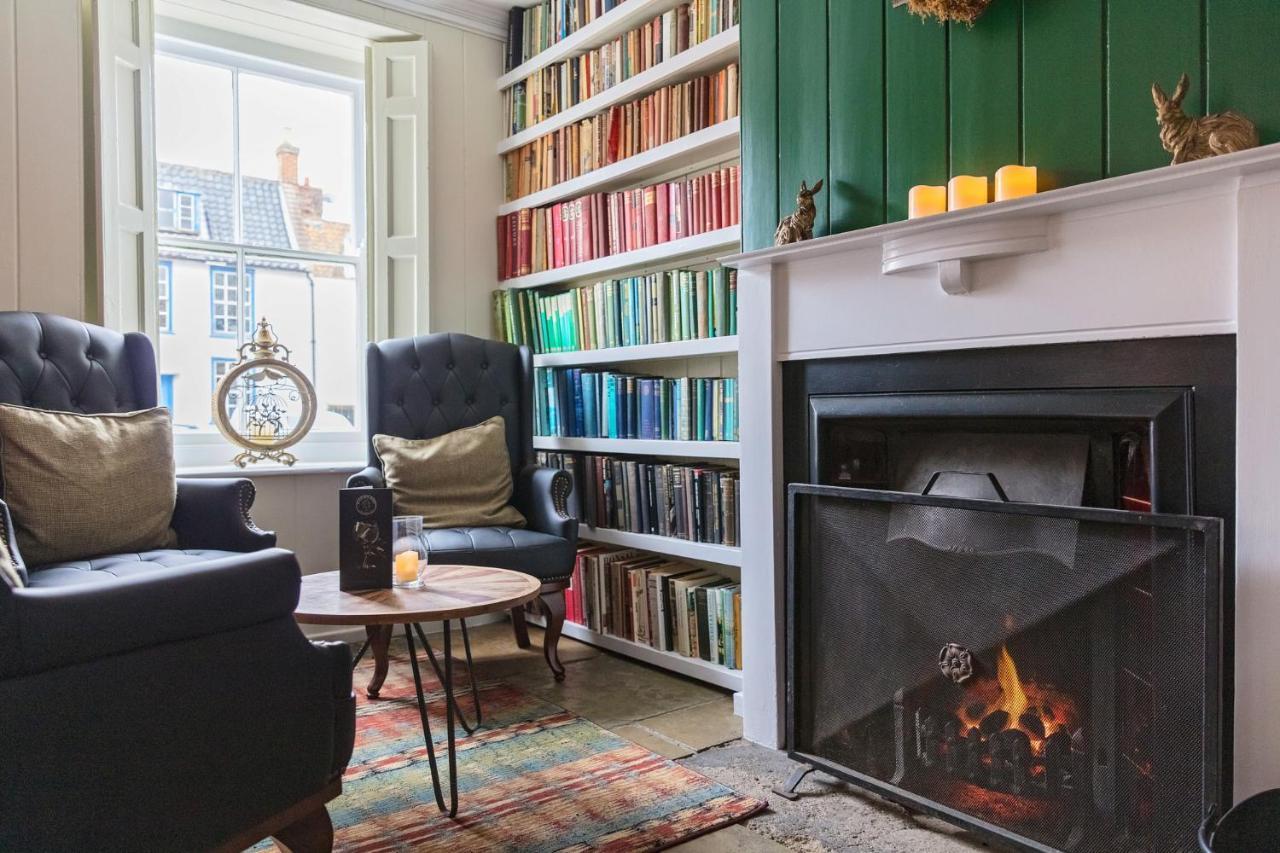 ليتل والشنغهام The Black Lion Hotel المظهر الخارجي الصورة
