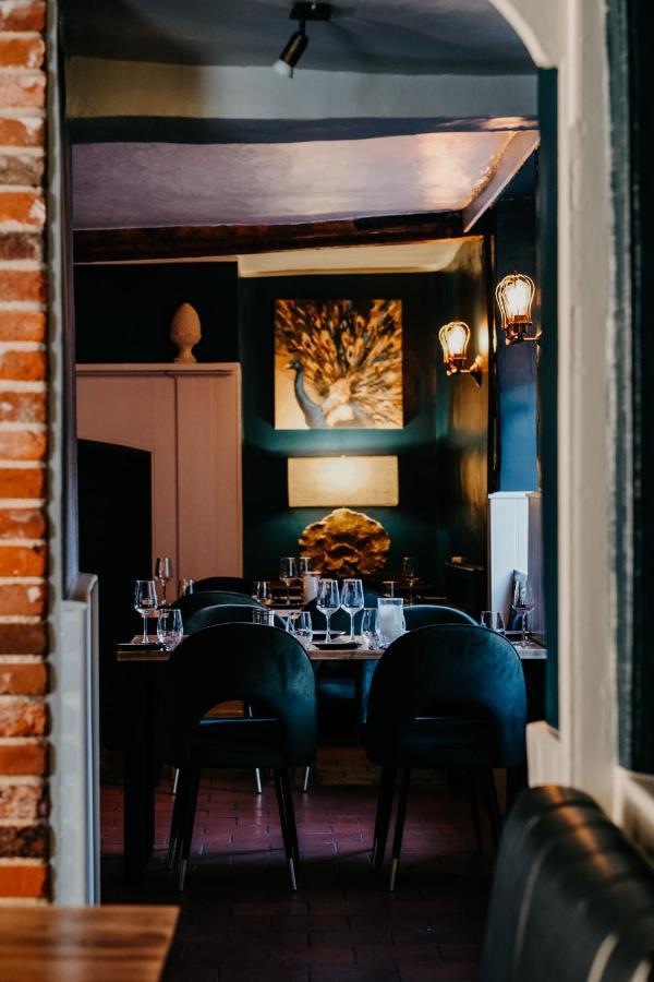 ليتل والشنغهام The Black Lion Hotel المظهر الخارجي الصورة